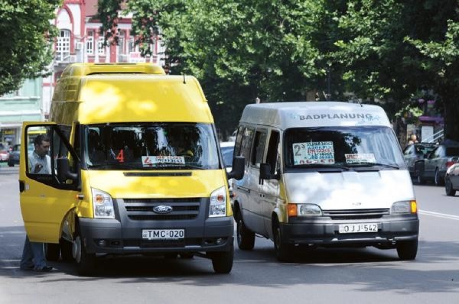 Автобусы руставели. ახალი ავტობუსი ბათუმი Isuzu. თელასი vs TMC თბილისი.