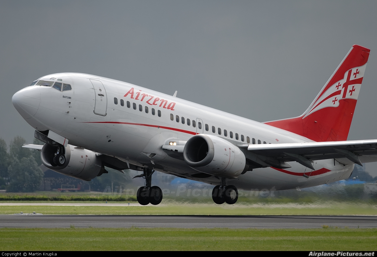 Georgian airways. Airzena Georgian Airways. Аирзена грузинские авиалинии. Самолет Москва Тбилиси. Аирзена - грузинские авиалинии самолеты внутри.